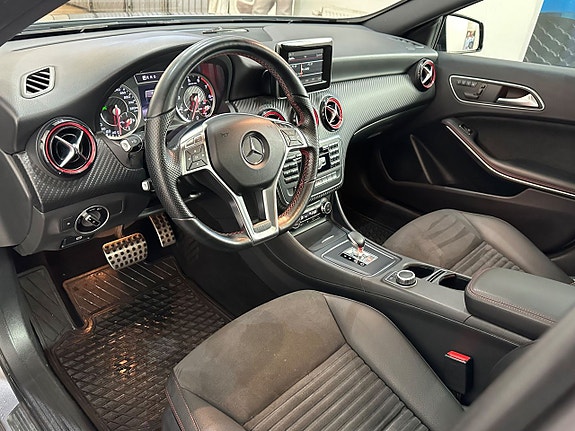 Mercedes-Benz A45 10 of 24