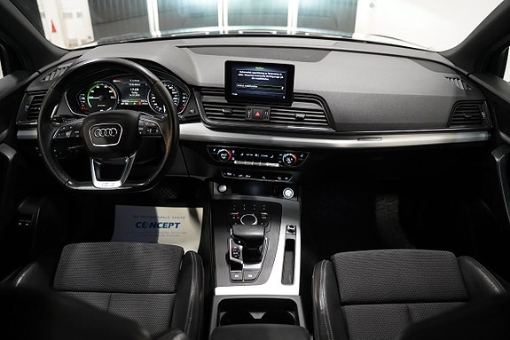 Audi Q5 9 of 23