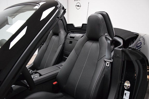 Mazda MX-5 3 of 24