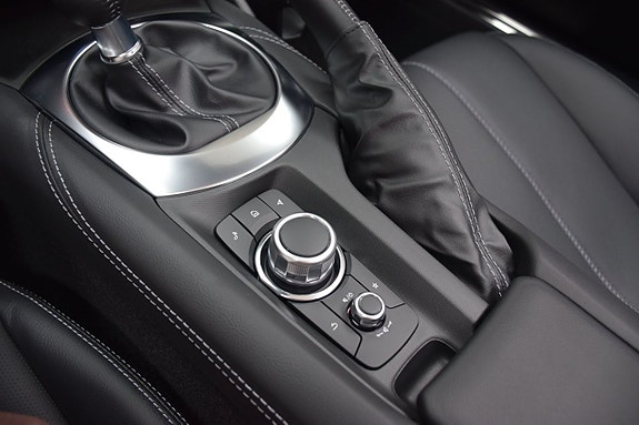 Mazda MX-5 23 of 24