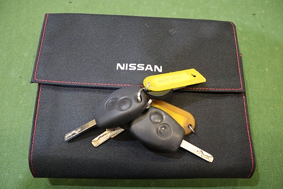 Nissan NV300 18 of 18