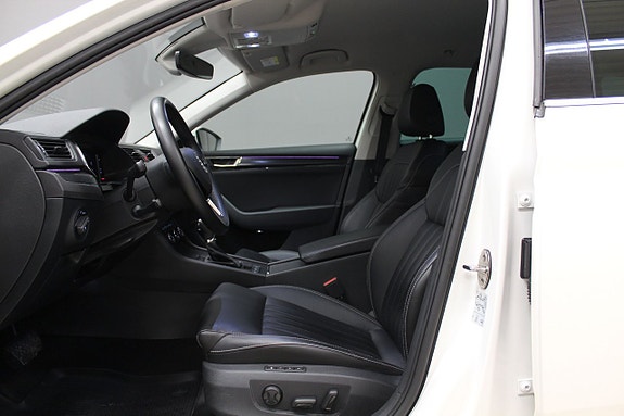 Skoda Superb 7 of 14