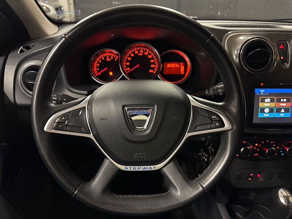 Dacia Sandero Stepway 23 of 23