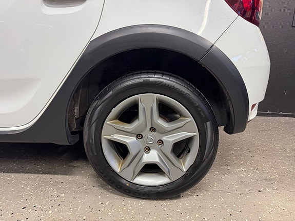 Dacia Sandero Stepway 7 of 23