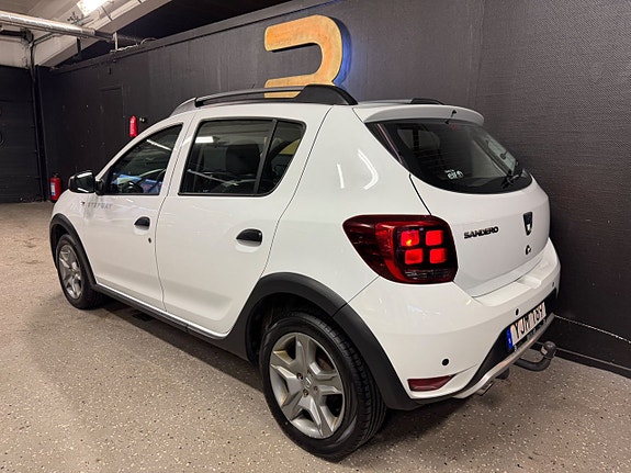Dacia Sandero Stepway 3 of 5