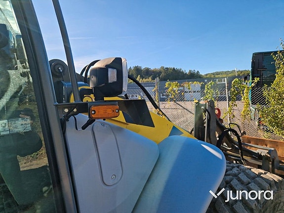 Hjullastare med vikplog - Kramer 8115, Holms PVL240C 9 of 30