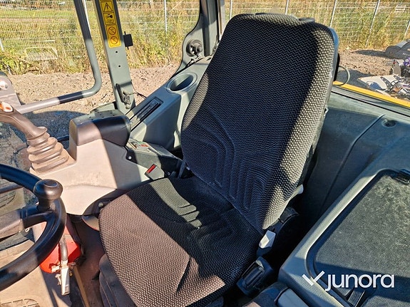 Hjullastare med vikplog - Kramer 8115, Holms PVL240C 23 of 30