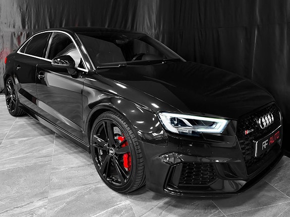 Audi RS3 2 of 5