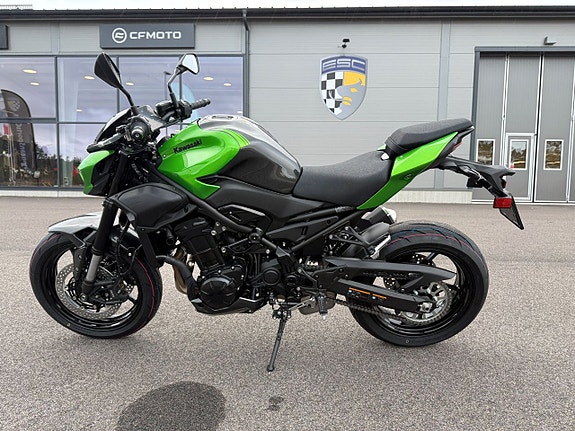 Kawasaki Z900 - Köp Online 8 of 14