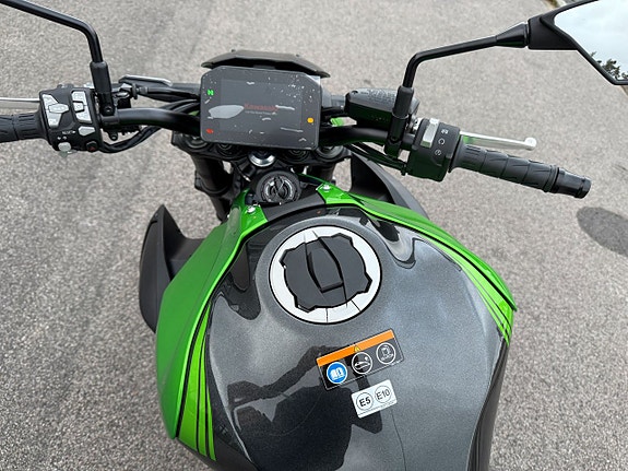 Kawasaki Z900 - Köp Online 6 of 14