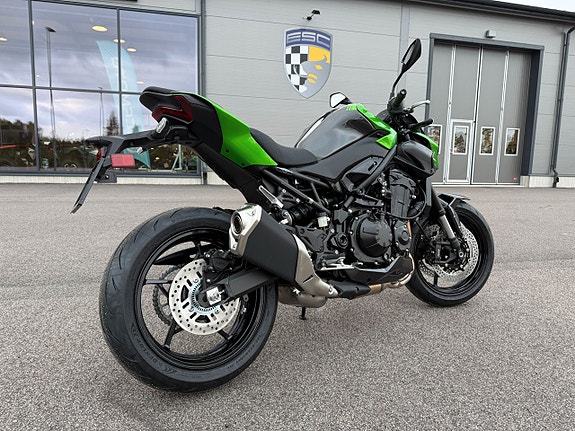 Kawasaki Z900 - Köp Online 5 of 14