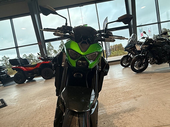 Kawasaki Z900 - Köp Online 12 of 14