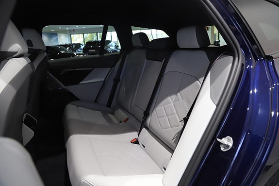 BMW 530e 10 of 17