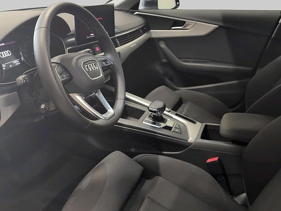 Audi A4 8 of 16