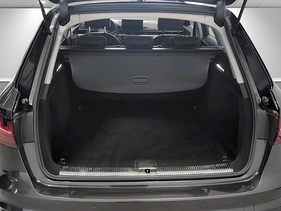 Audi A4 7 of 16