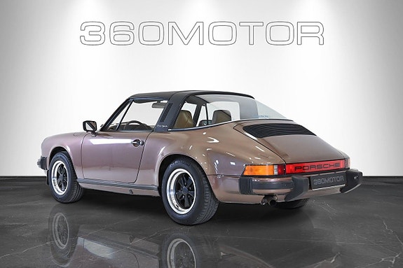 Porsche 911 7 of 19