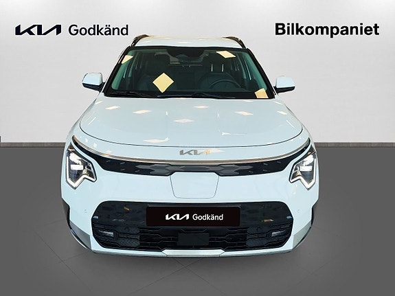 Kia Niro 2 of 15