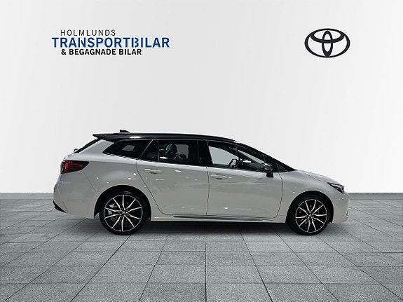 Toyota Corolla 17 of 29