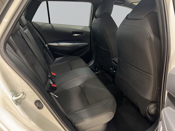 Toyota Corolla 7 of 29