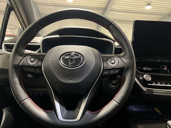 Toyota Corolla 13 of 29