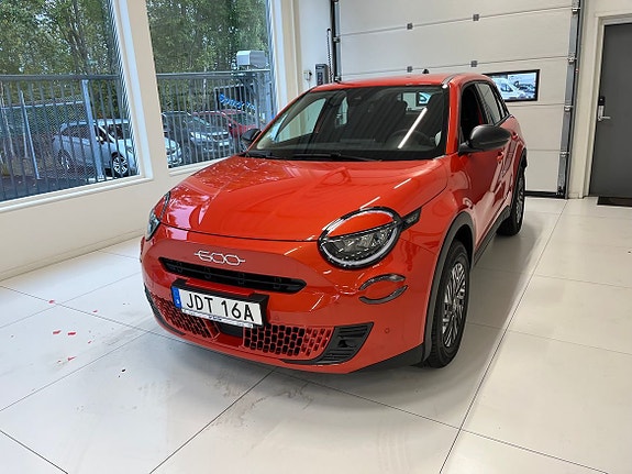 Fiat 600 2 of 5