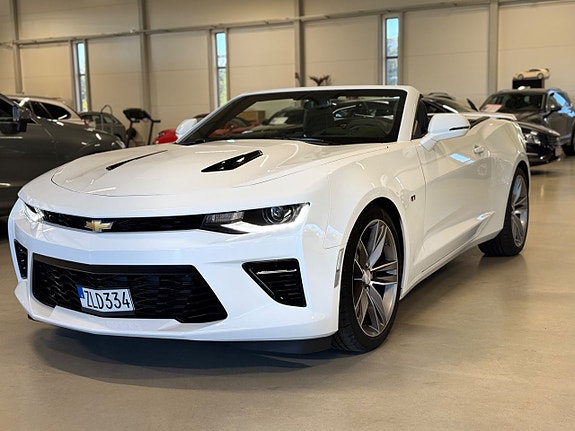 Chevrolet Camaro SS 2 of 5