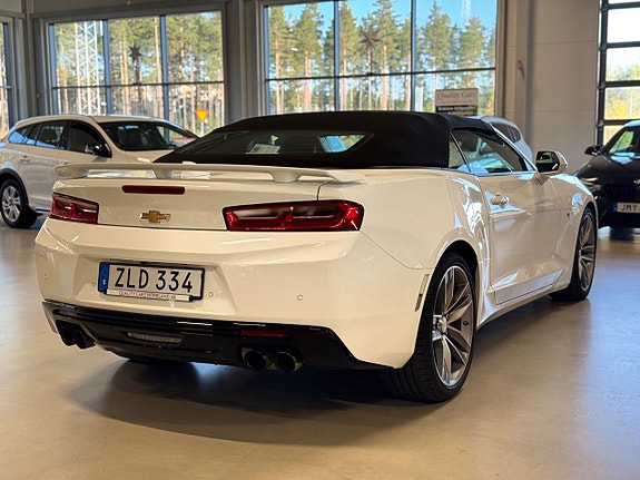 Chevrolet Camaro 8 of 22