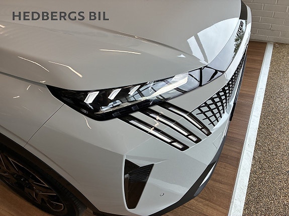 Peugeot 5008 13 of 17