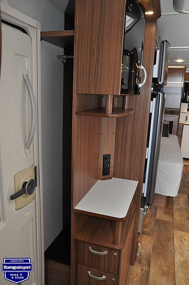Polar 650 TR LB Selected Mover / Långbädd / Badrum med dusch 12 of 21