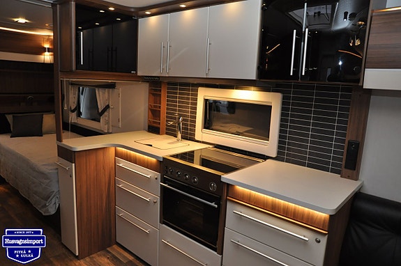 Polar 650 TR LB Selected Mover / Långbädd / Badrum med dusch 6 of 21