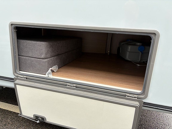 Knaus 580 UF Scandinavian Selection*HÖSTKAMPANJ* 5 of 21