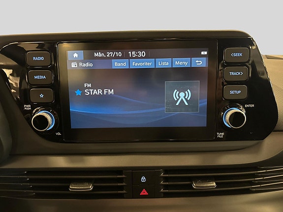 Hyundai i20 6 of 12