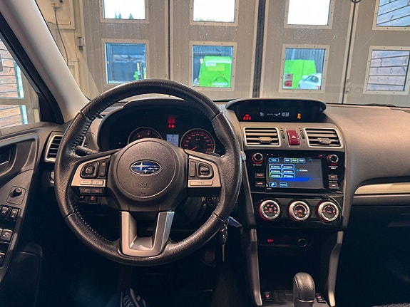 Subaru Forester 8 of 21