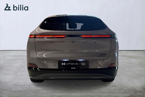 XPeng G6 4 of 5