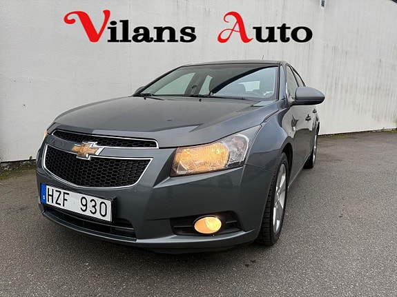 Chevrolet Cruze 3 of 14
