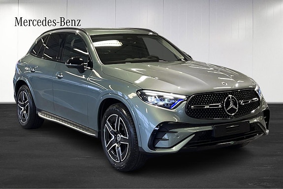 Mercedes-Benz GLC300 e 2 of 5