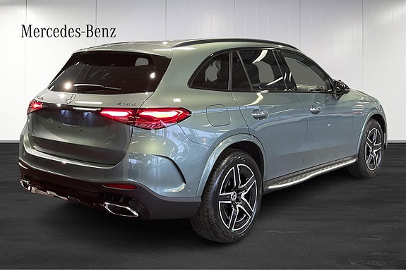 Mercedes-Benz GLC300 e 4 of 5