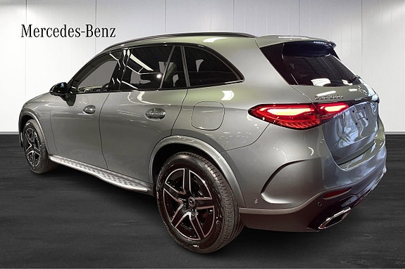 Mercedes-Benz GLC300 e 3 of 5