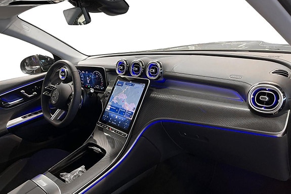 Mercedes-Benz GLC300 e 9 of 20
