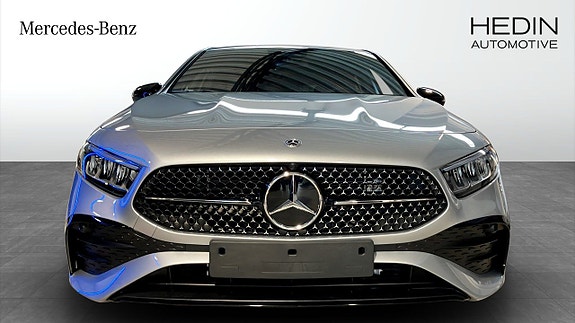 Mercedes-Benz A250 e 2 of 11