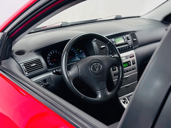Toyota Corolla 9 of 17