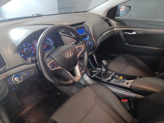 Hyundai i40 11 of 12