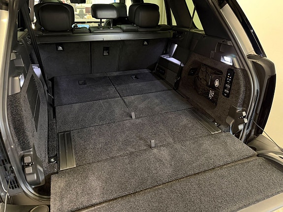 Land Rover Range Rover 16 of 16