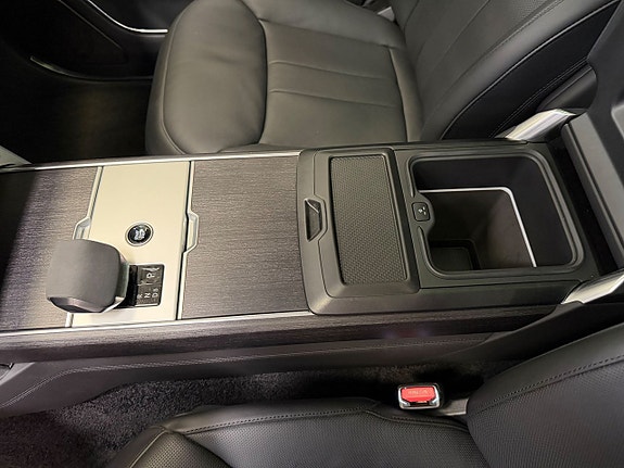 Land Rover Range Rover 12 of 16
