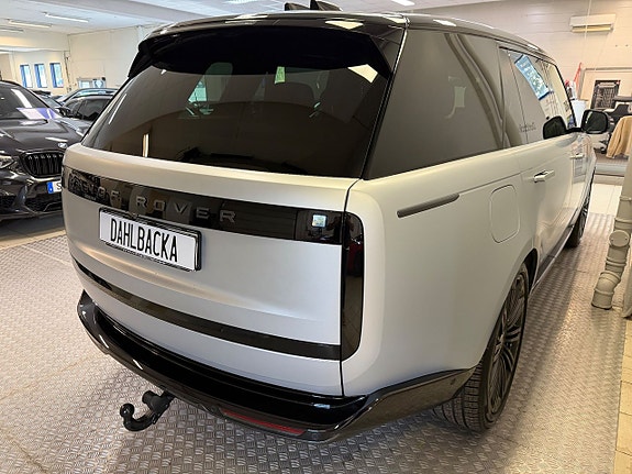 Land Rover Range Rover 6 of 16