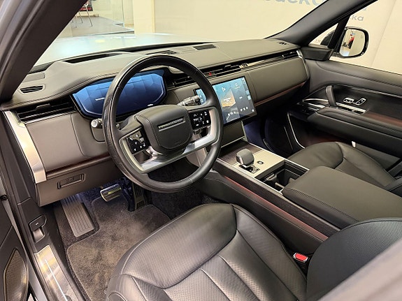Land Rover Range Rover 7 of 16