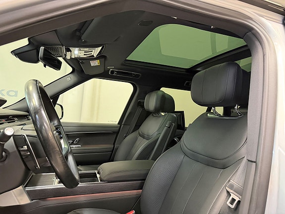 Land Rover Range Rover 10 of 16