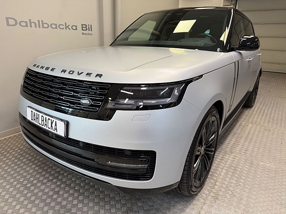 Land Rover Range Rover 3 of 5
