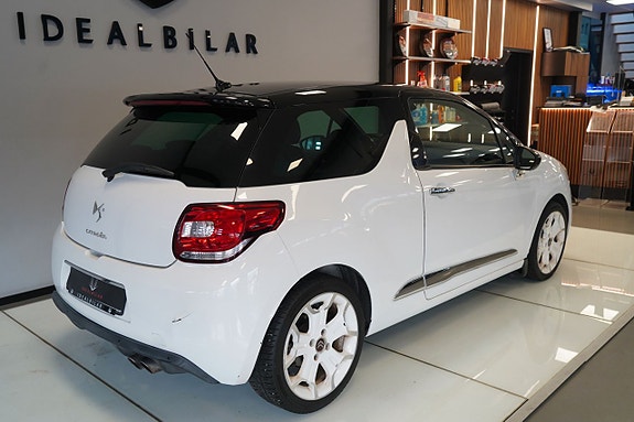 Citroen DS3 4 of 5