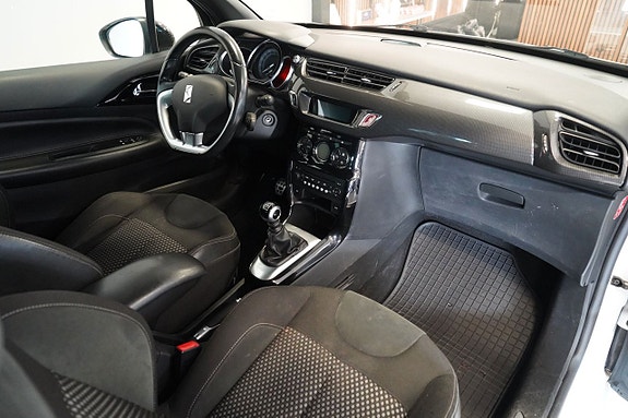 Citroen DS3 10 of 12